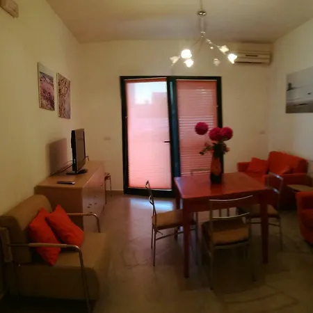 Giovanna Gms Bed & Breakfast *